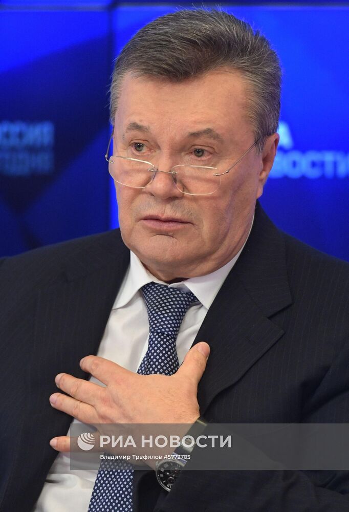 Пресс-конференция экс-президента Украины В. Януковича