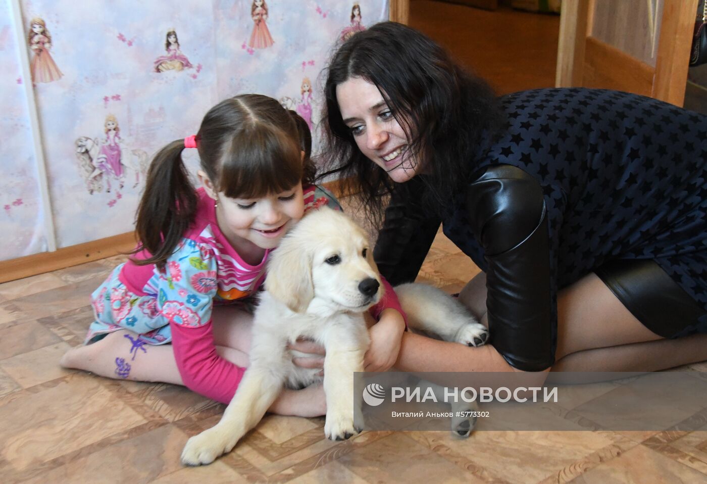 Девочке из Приморья подарили щенка после письма Путину