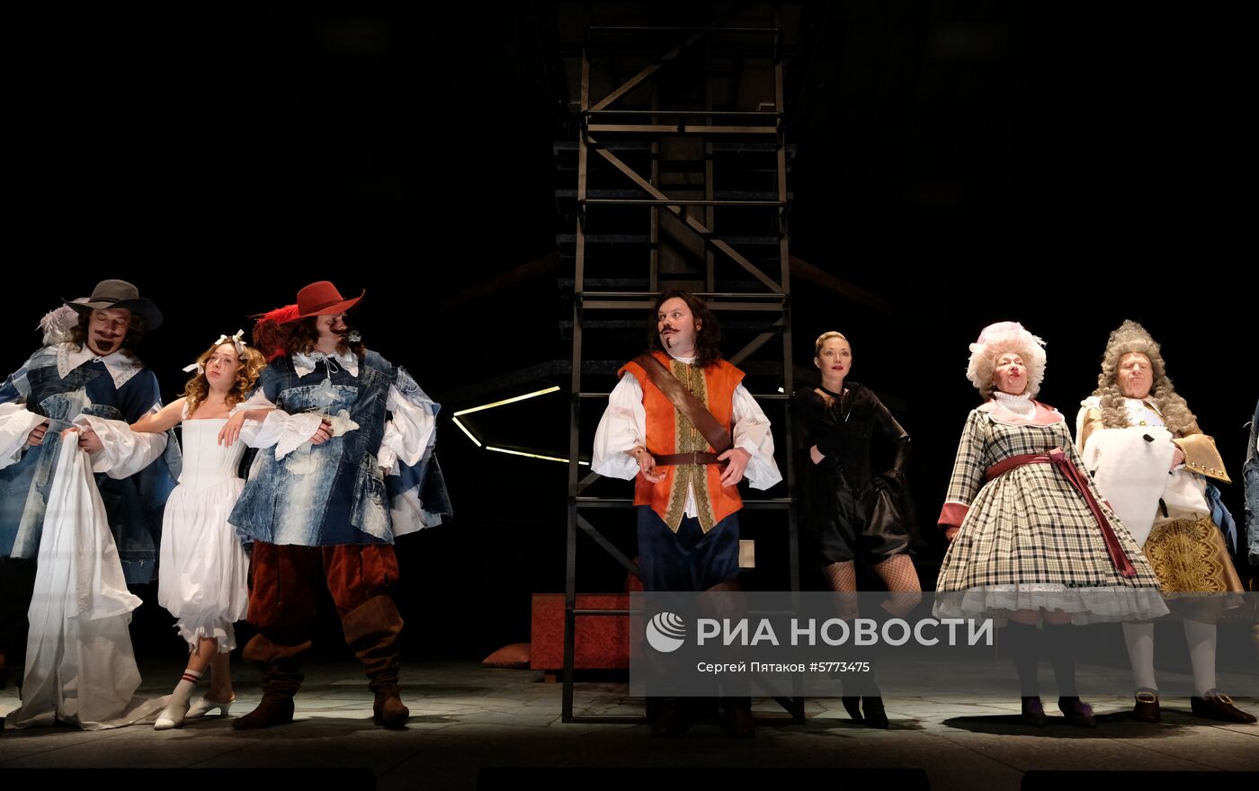 Спектакль "Дюма" в театре "Современник"