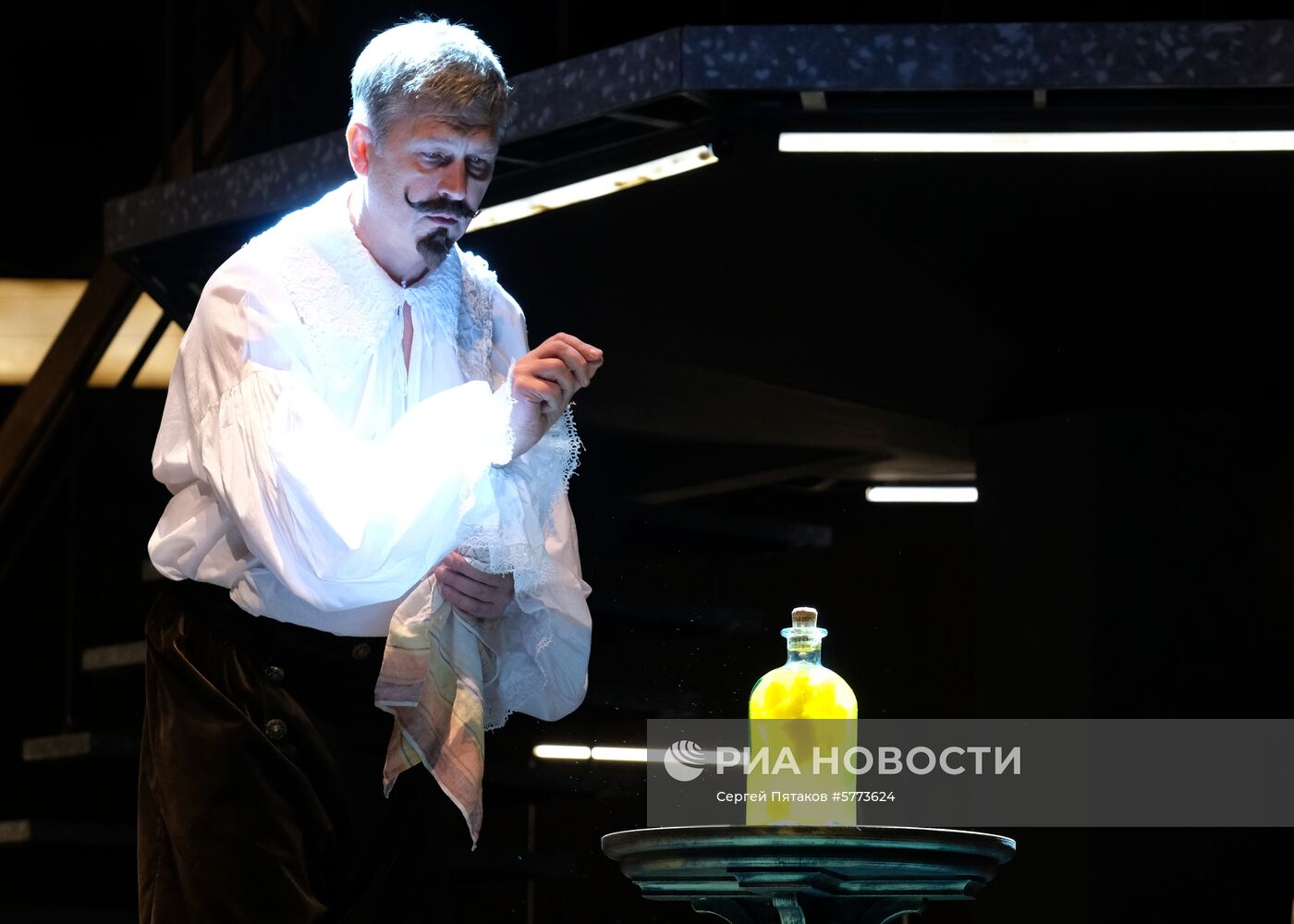 Спектакль "Дюма" в театре "Современник"