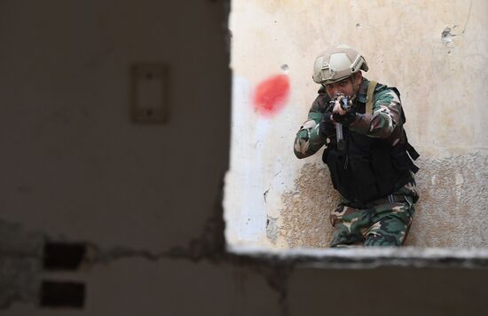 Подготовка сирийских военнослужащих российскими военными специалистами