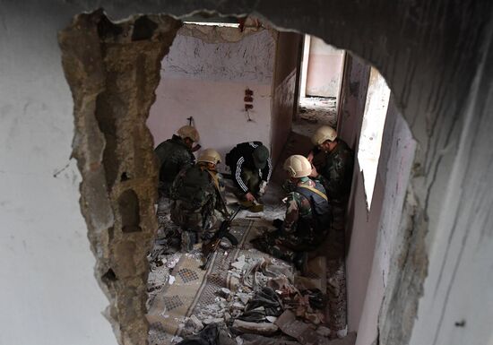 Подготовка сирийских военнослужащих российскими военными специалистами