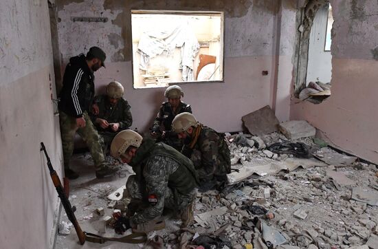 Подготовка сирийских военнослужащих российскими военными специалистами