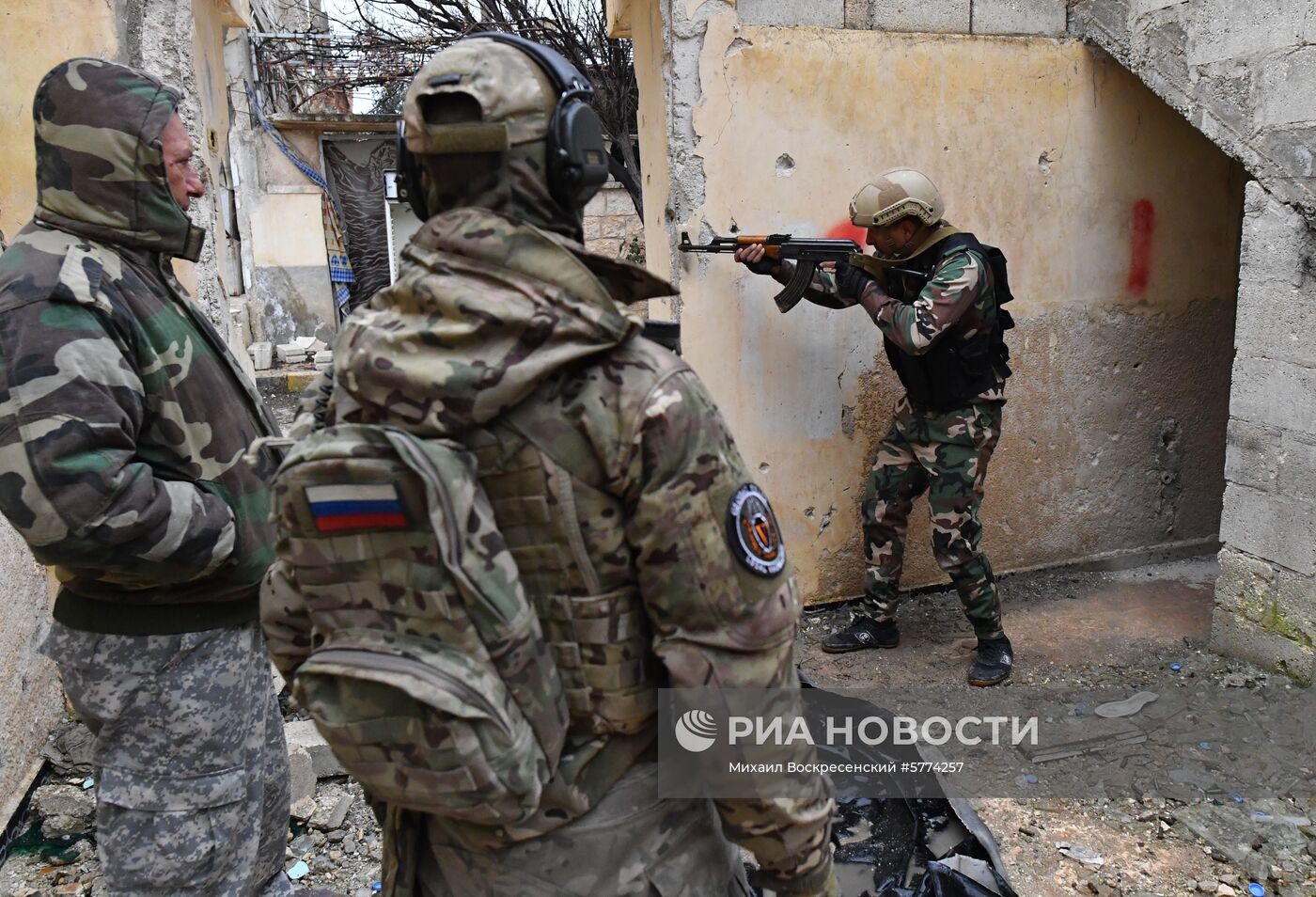 Подготовка сирийских военнослужащих российскими военными специалистами