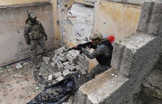 Подготовка сирийских военнослужащих российскими военными специалистами