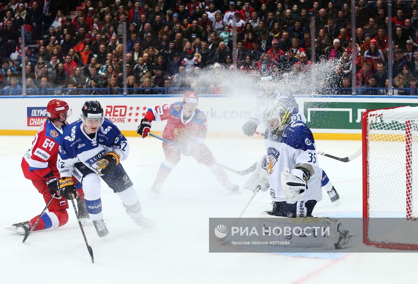 Хоккей. Еврохоккейтур. Матч Россия - Финляндия