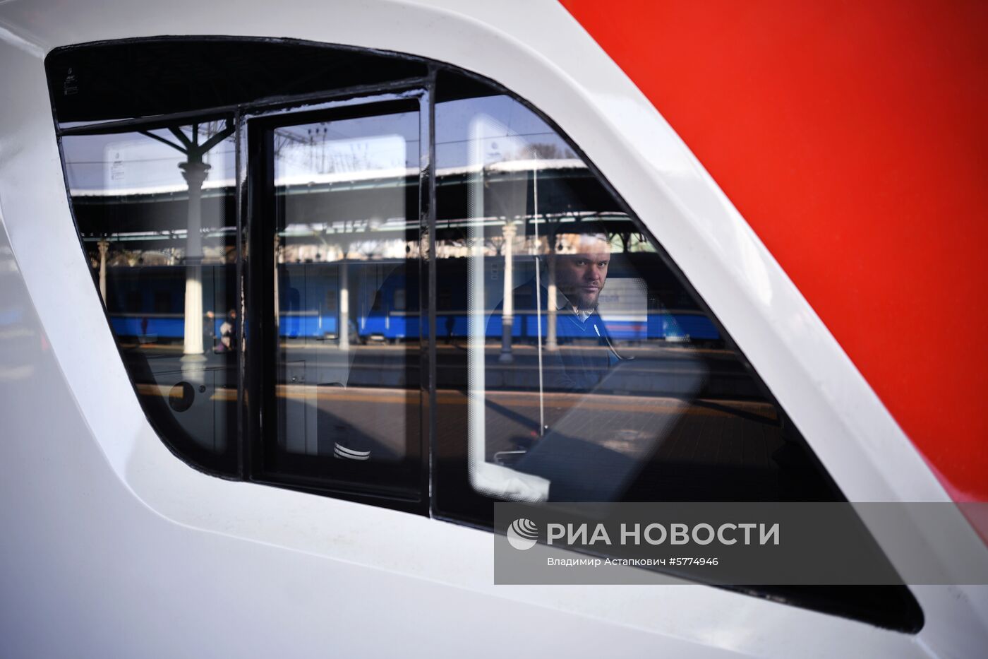 Поезда  "Иволга" запустили с Белорусского вокзала 