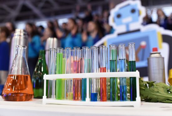 Всероссийский фестиваль науки «АртСайнс» в «Артеке»