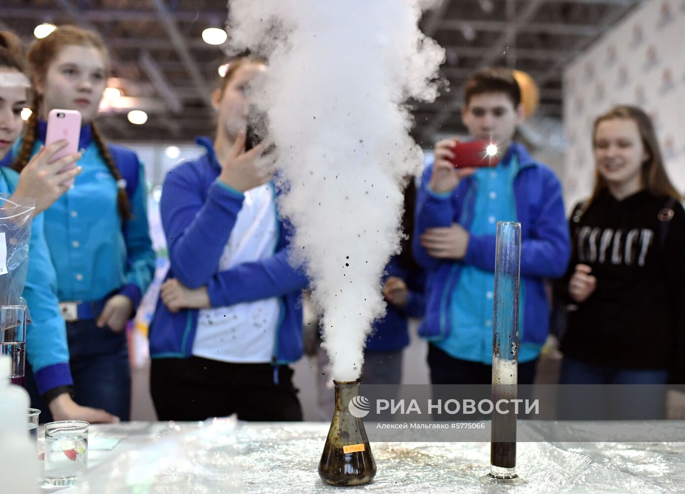 Всероссийский фестиваль науки «АртСайнс» в «Артеке»