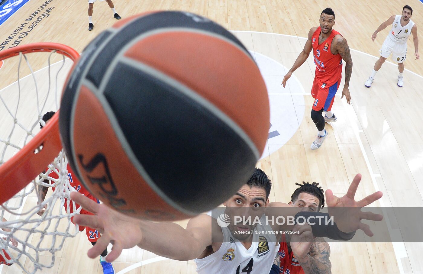 Баскетбол. Евролига. Матч ЦСКА - "Реал"
