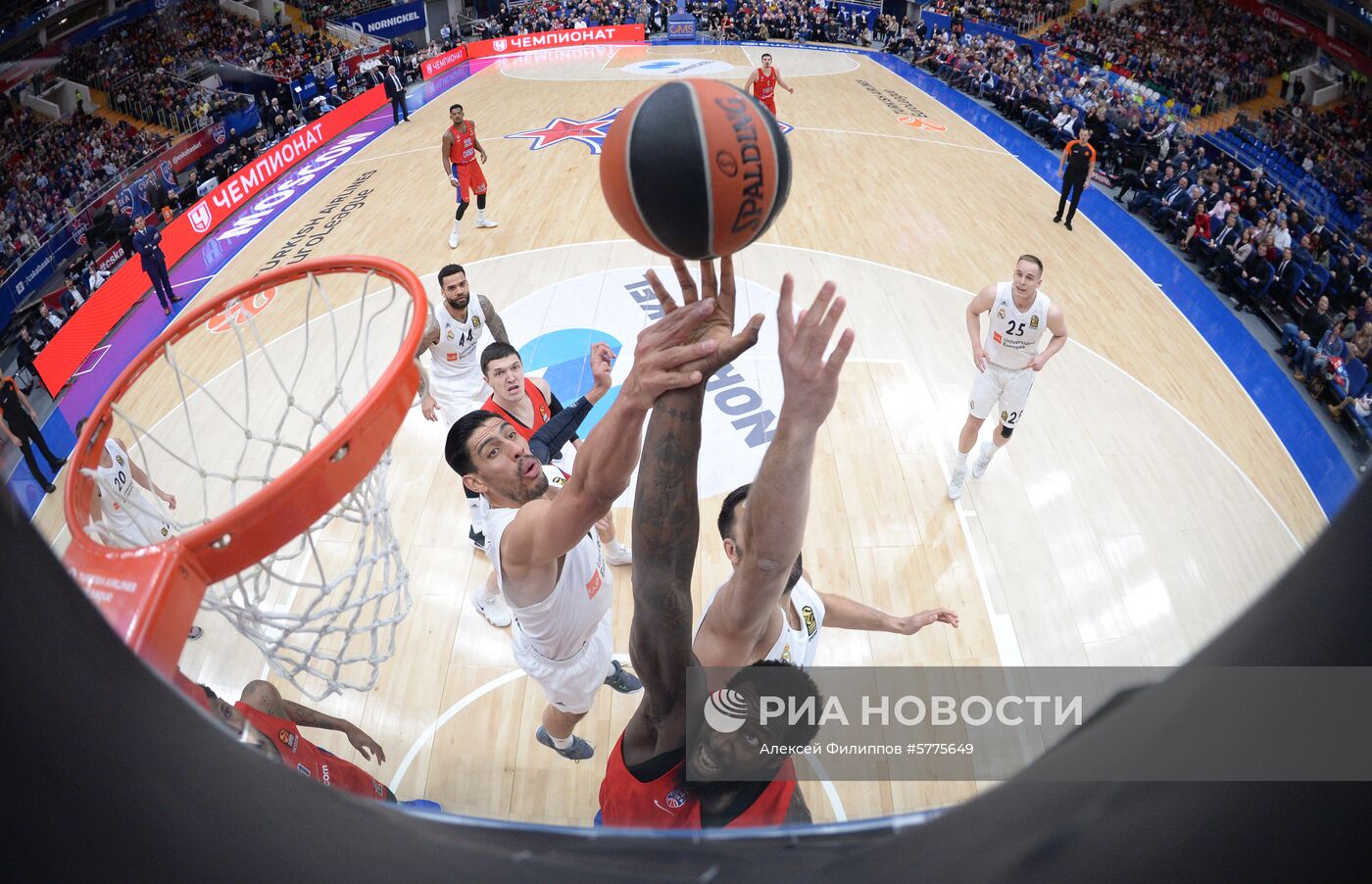 Баскетбол. Евролига. Матч ЦСКА - "Реал"