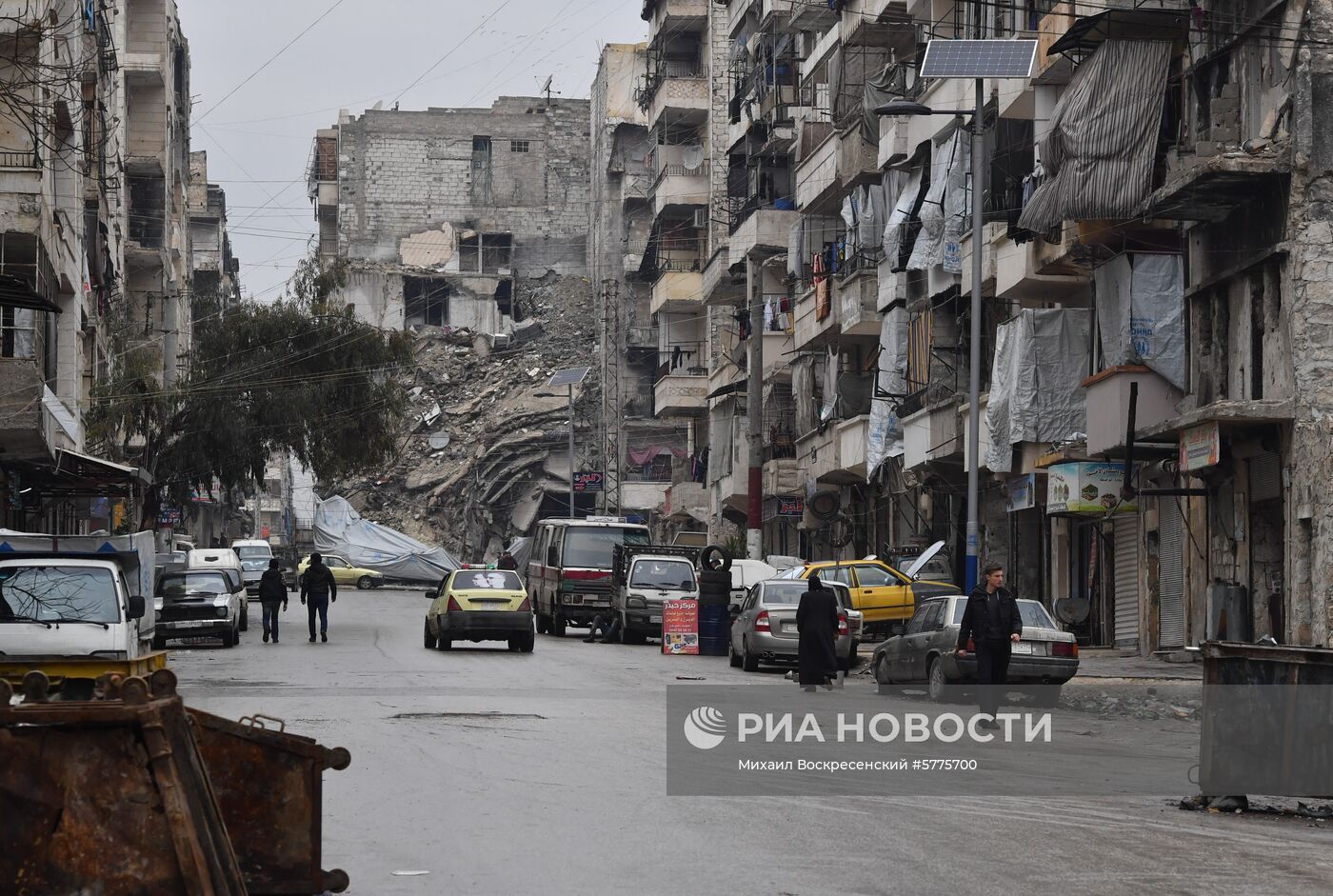 Жизнь в разрушенных районах сирийского Алеппо
