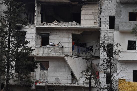 Жизнь в разрушенных районах сирийского Алеппо