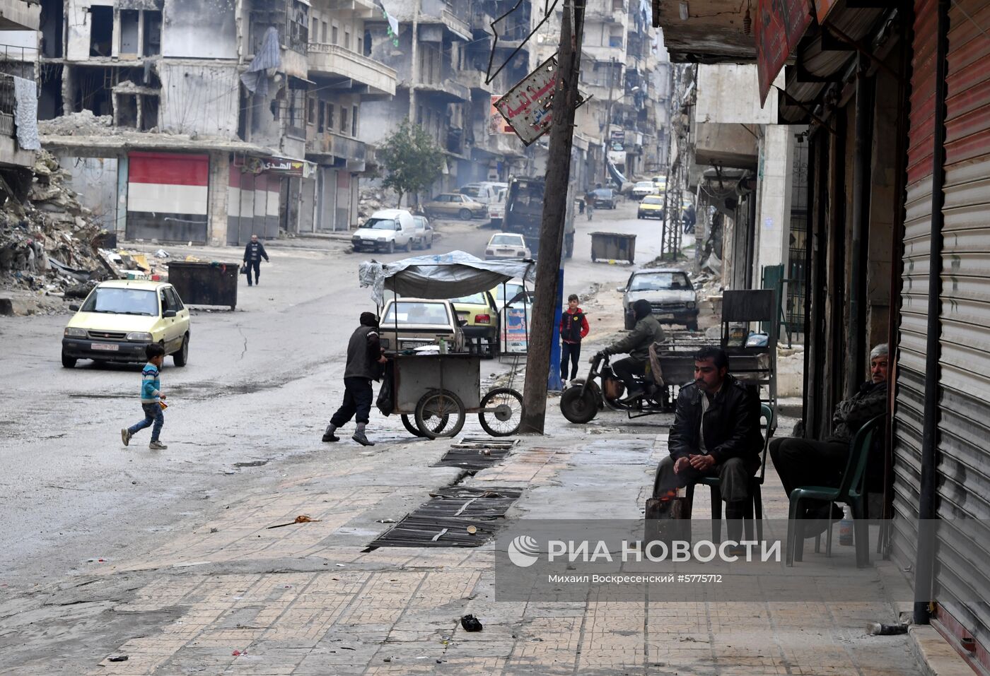 Жизнь в разрушенных районах сирийского Алеппо