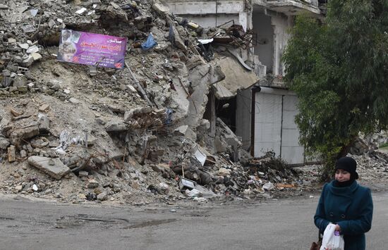 Жизнь в разрушенных районах сирийского Алеппо