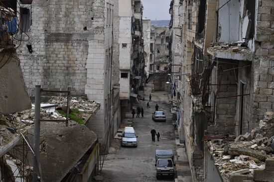 Жизнь в разрушенных районах сирийского Алеппо