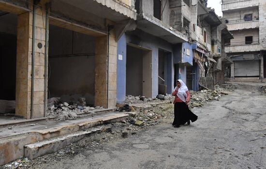Жизнь в разрушенных районах сирийского Алеппо