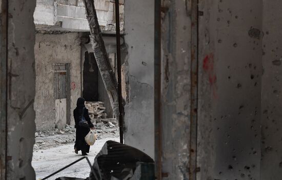 Жизнь в разрушенных районах сирийского Алеппо