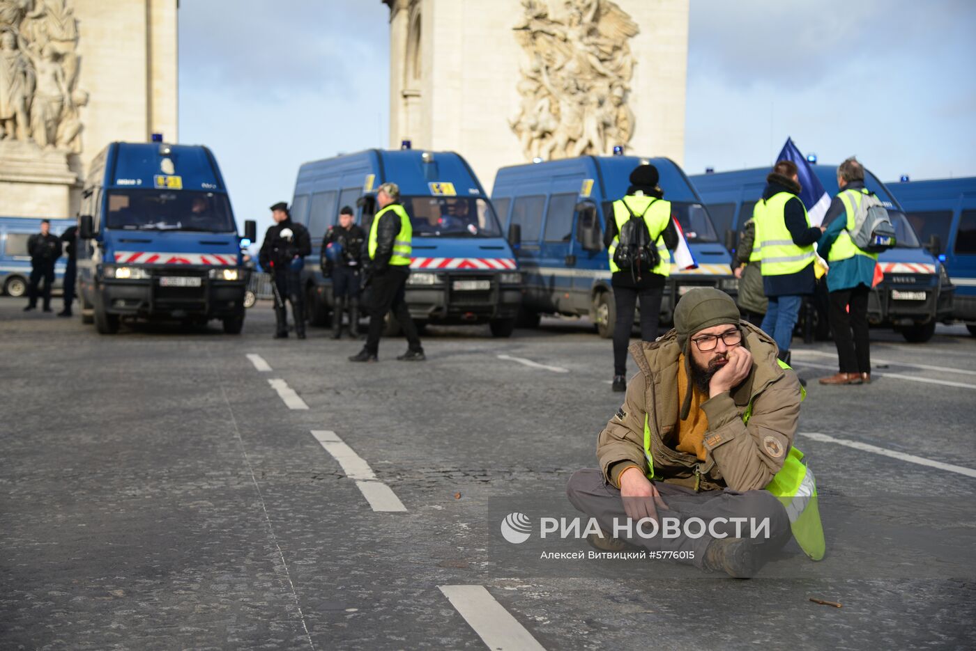 Акция протеста "жёлтых жилетов" во Франции