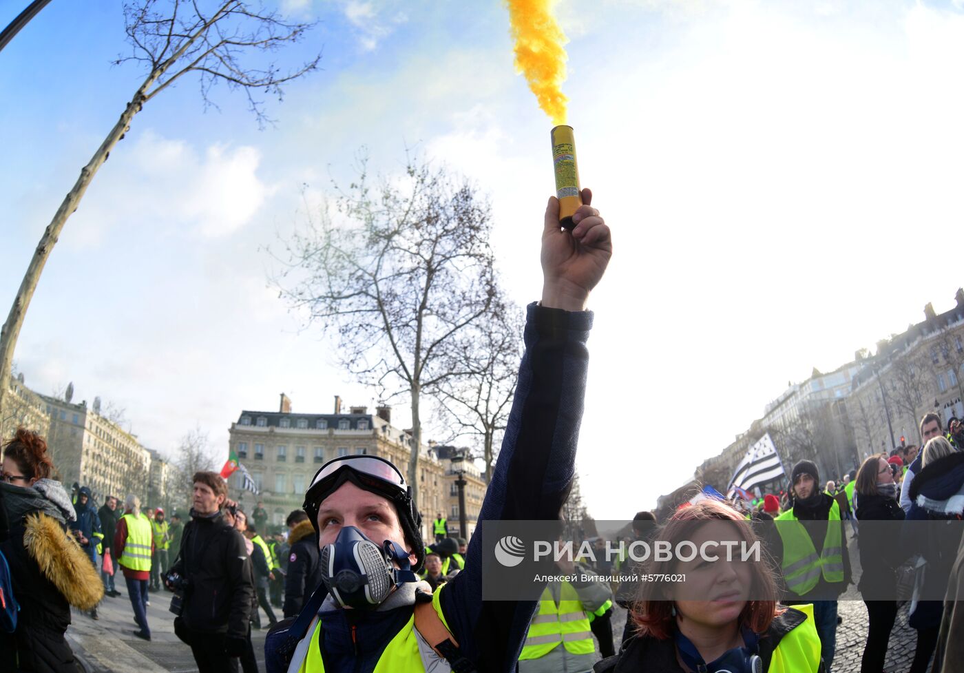 Акция протеста "жёлтых жилетов" во Франции