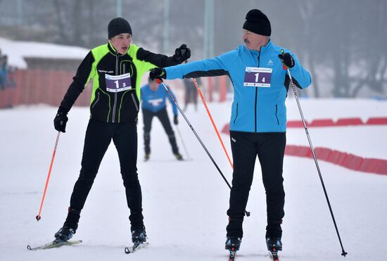 Президент Беларуси А. Лукашенко принял участие в лыжной гонке "Минская лыжня - 2019"