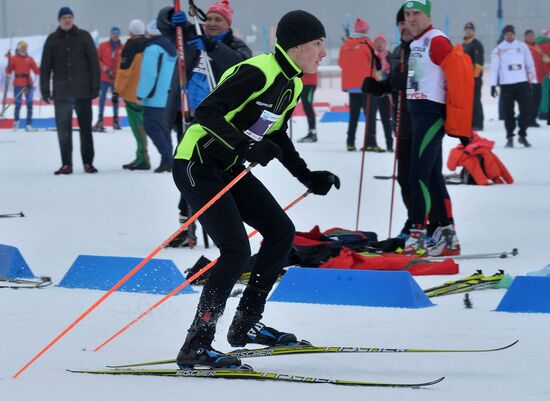 Президент Беларуси А. Лукашенко принял участие в лыжной гонке "Минская лыжня - 2019"