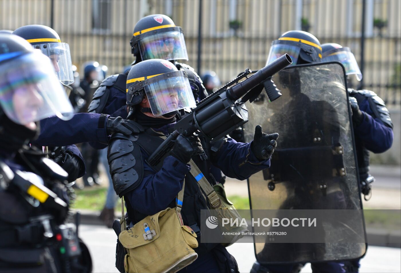 Акция протеста "жёлтых жилетов" во Франции