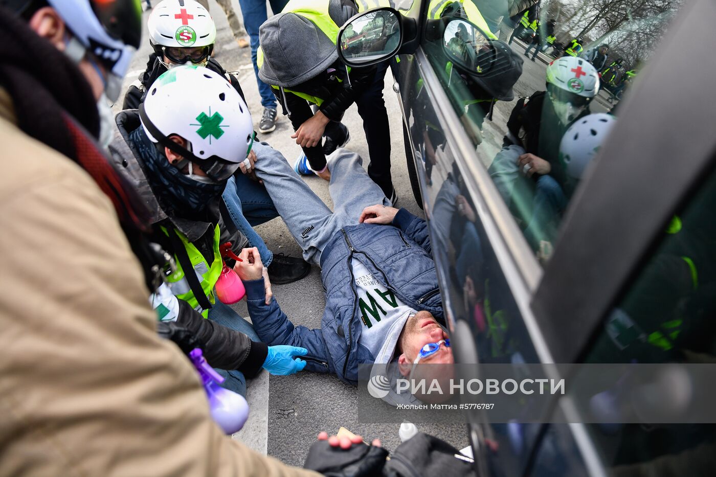 Акция протеста "жёлтых жилетов" во Франции