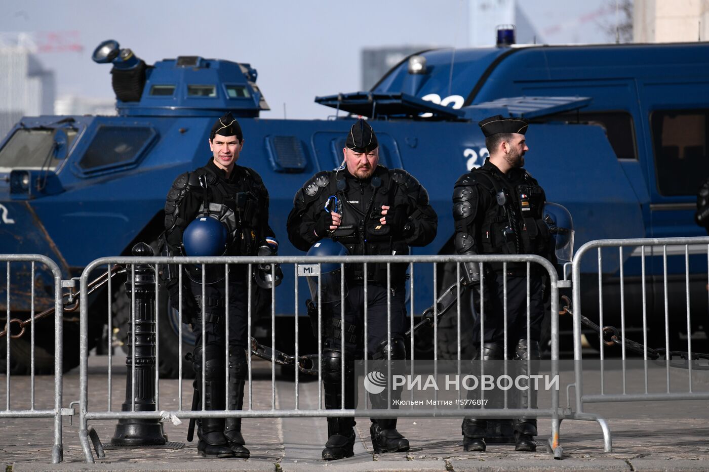 Акция протеста "жёлтых жилетов" во Франции