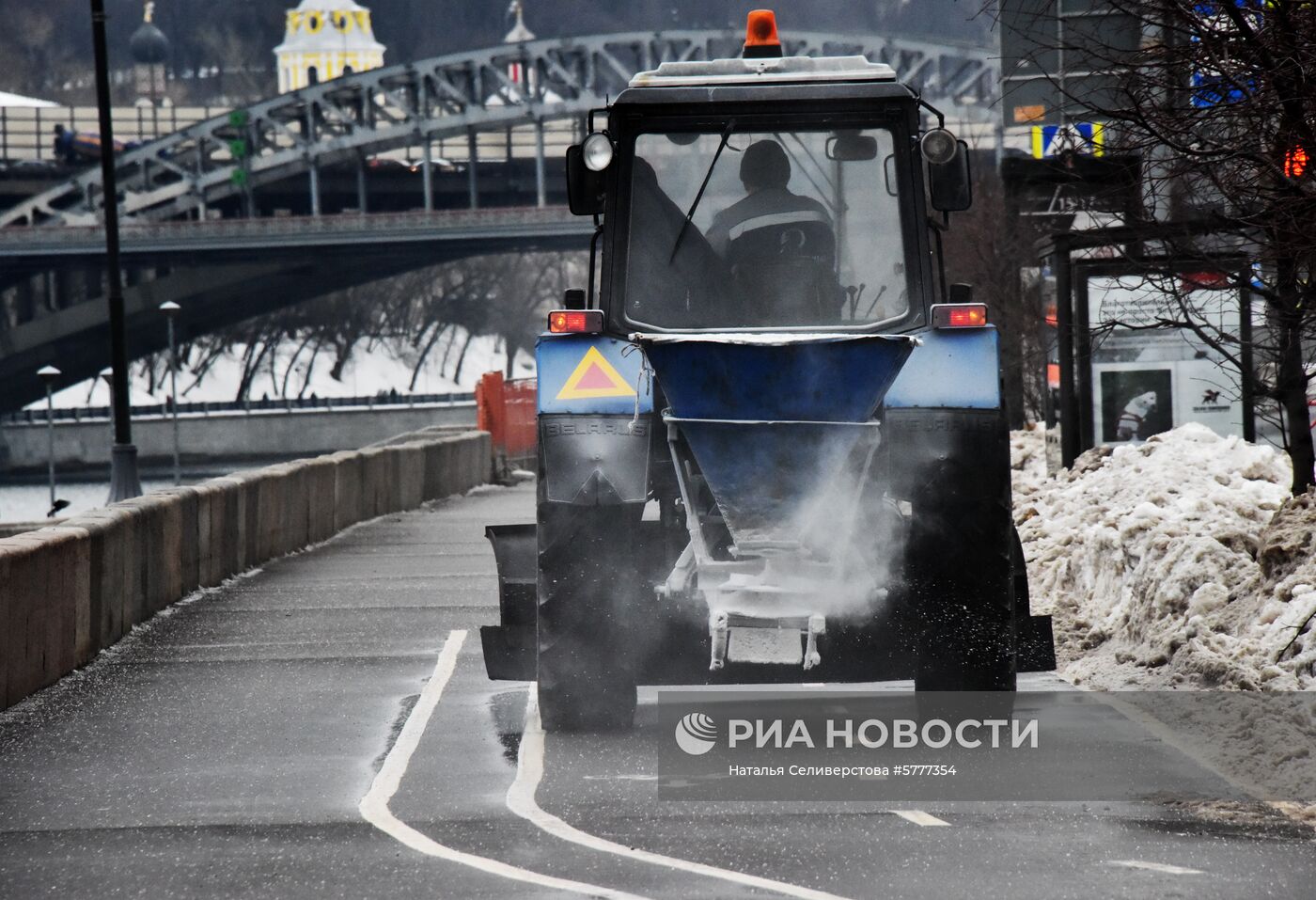 Уборка снега