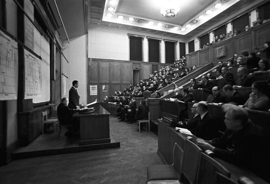 Совещание на биофаке МГУ