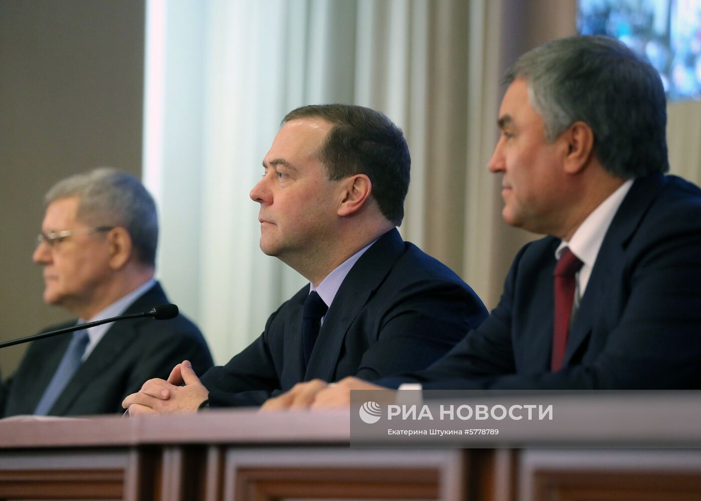Премьер-министр РФ Д. Медведев принял участие в совещании-семинаре судей судов общей юрисдикции и арбитражных судов РФ