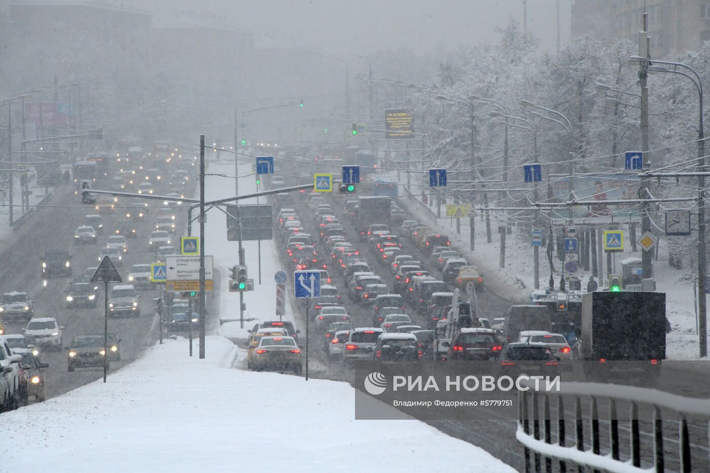 Снегопад в Москве