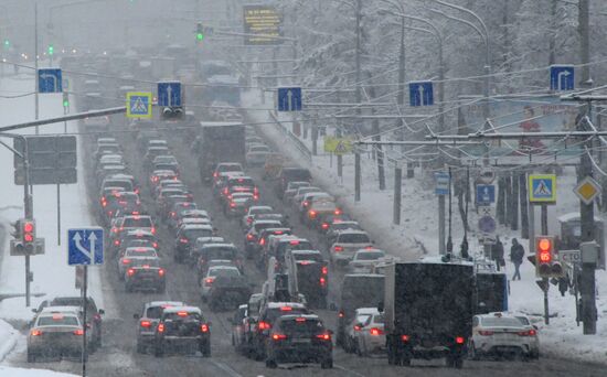 Снегопад в Москве