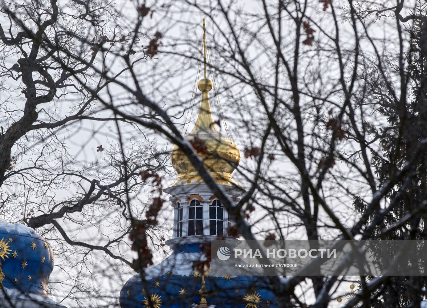 Города России. Псков, Изборск, Печоры