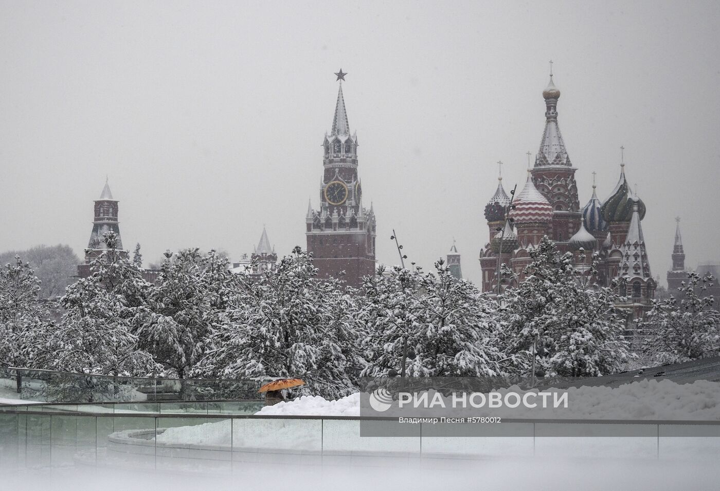Снегопад в Москве