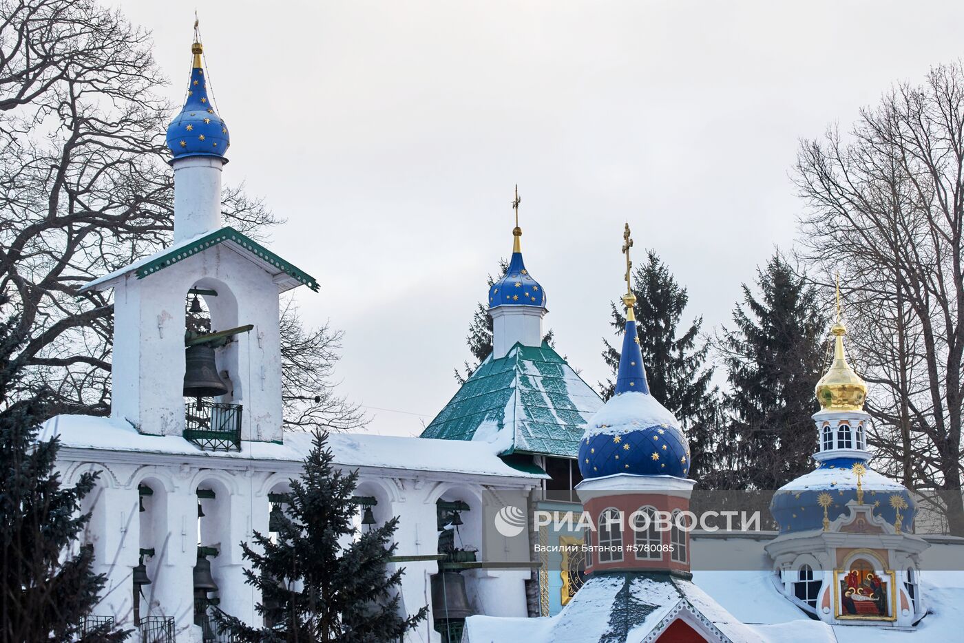 Города России. Псков, Изборск, Печоры