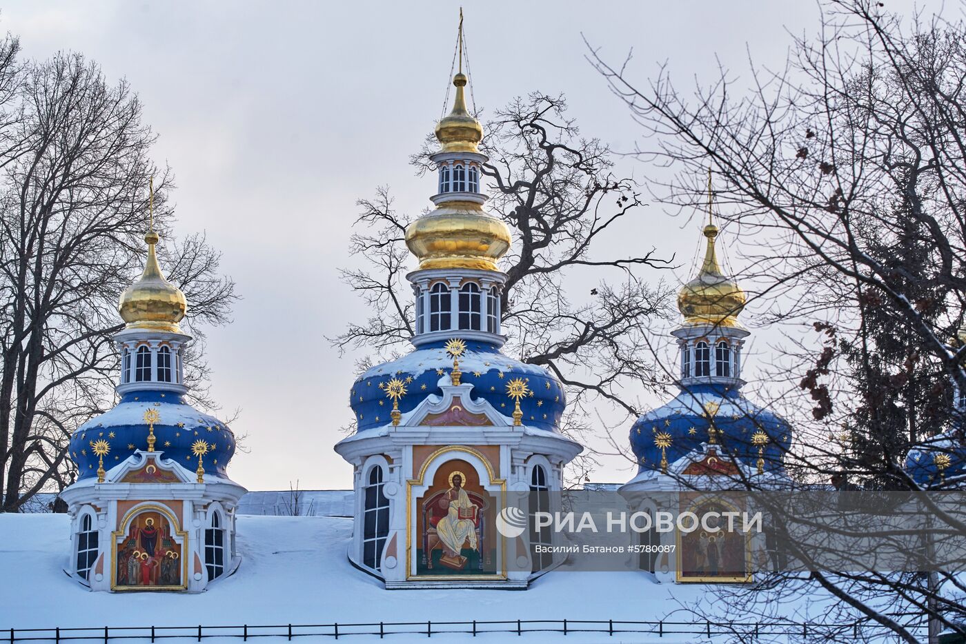 Города России. Псков, Изборск, Печоры