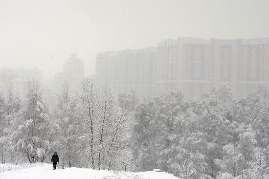 Снегопад в Москве