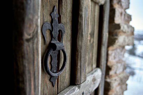 Города России. Псков, Изборск, Печоры