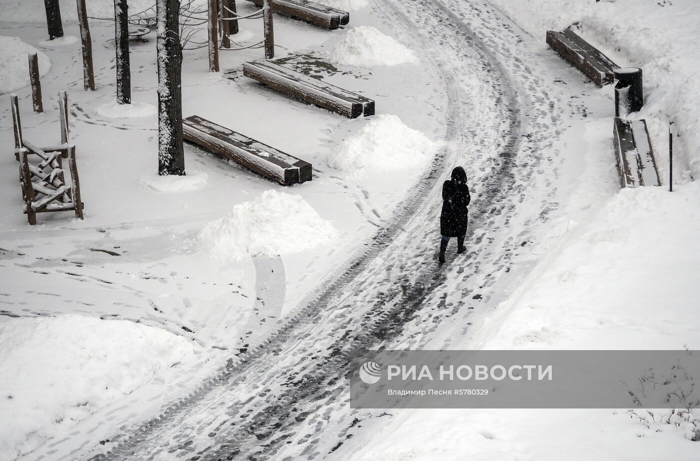 Снегопад в Москве