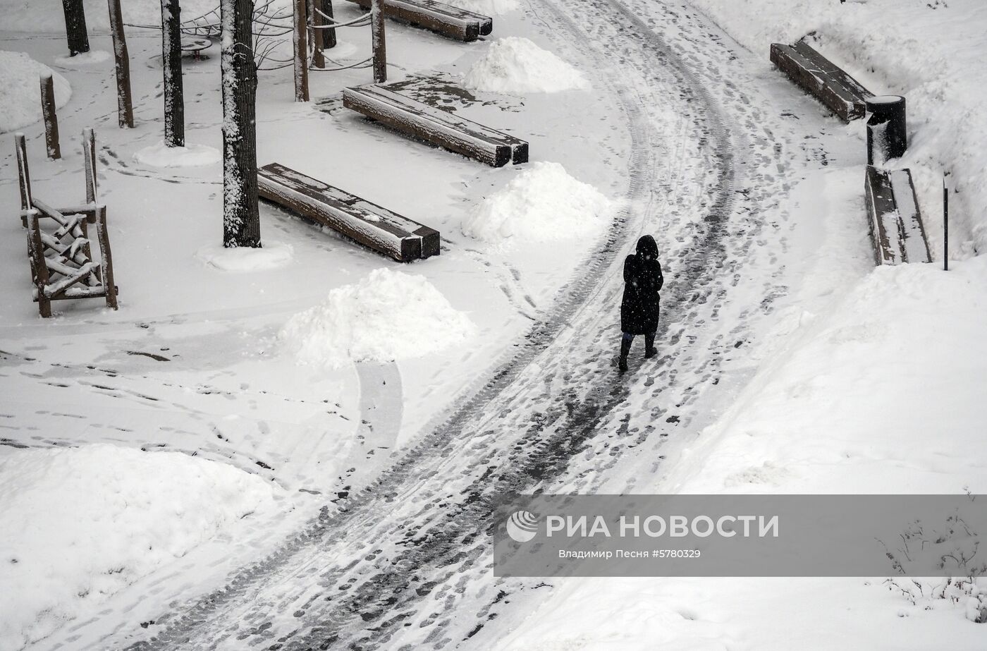 Снегопад в Москве