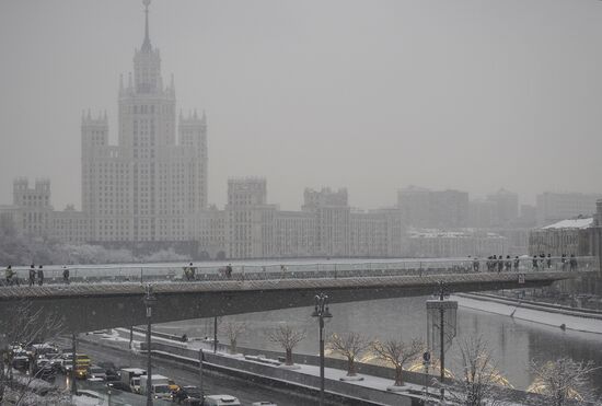 Снегопад в Москве