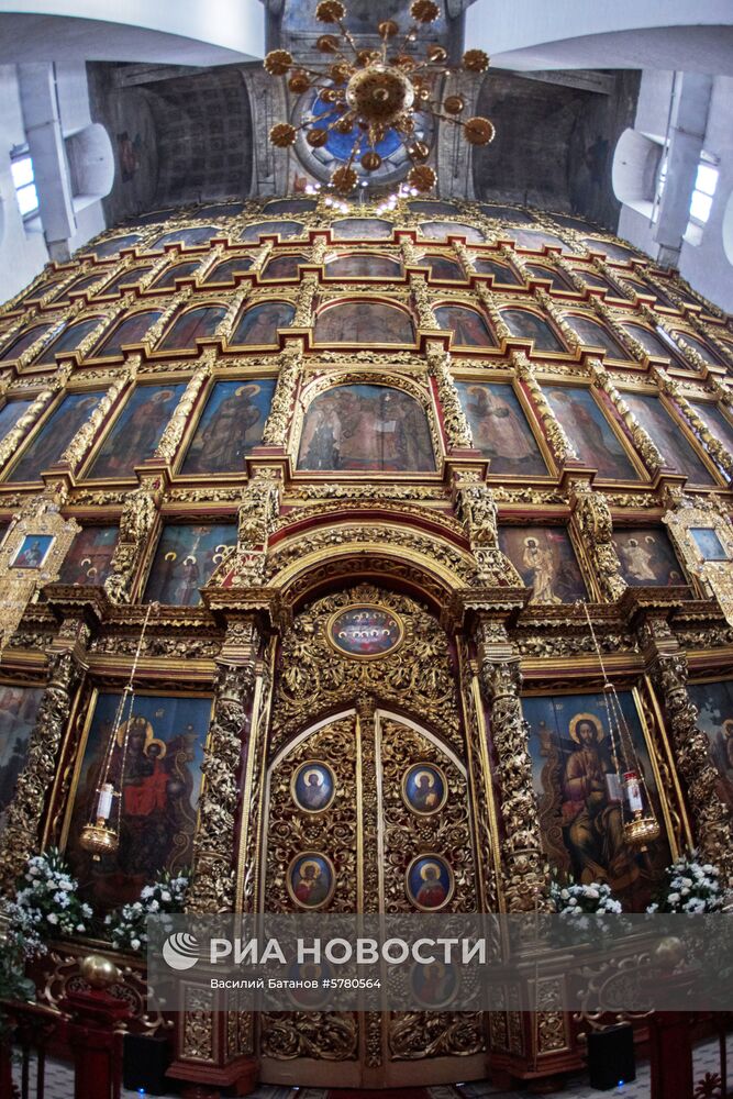 Города России. Псков, Изборск, Печоры