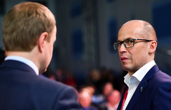 Форум «Здоровое общество. На пути к цели 80+» в рамках РИФ-2019