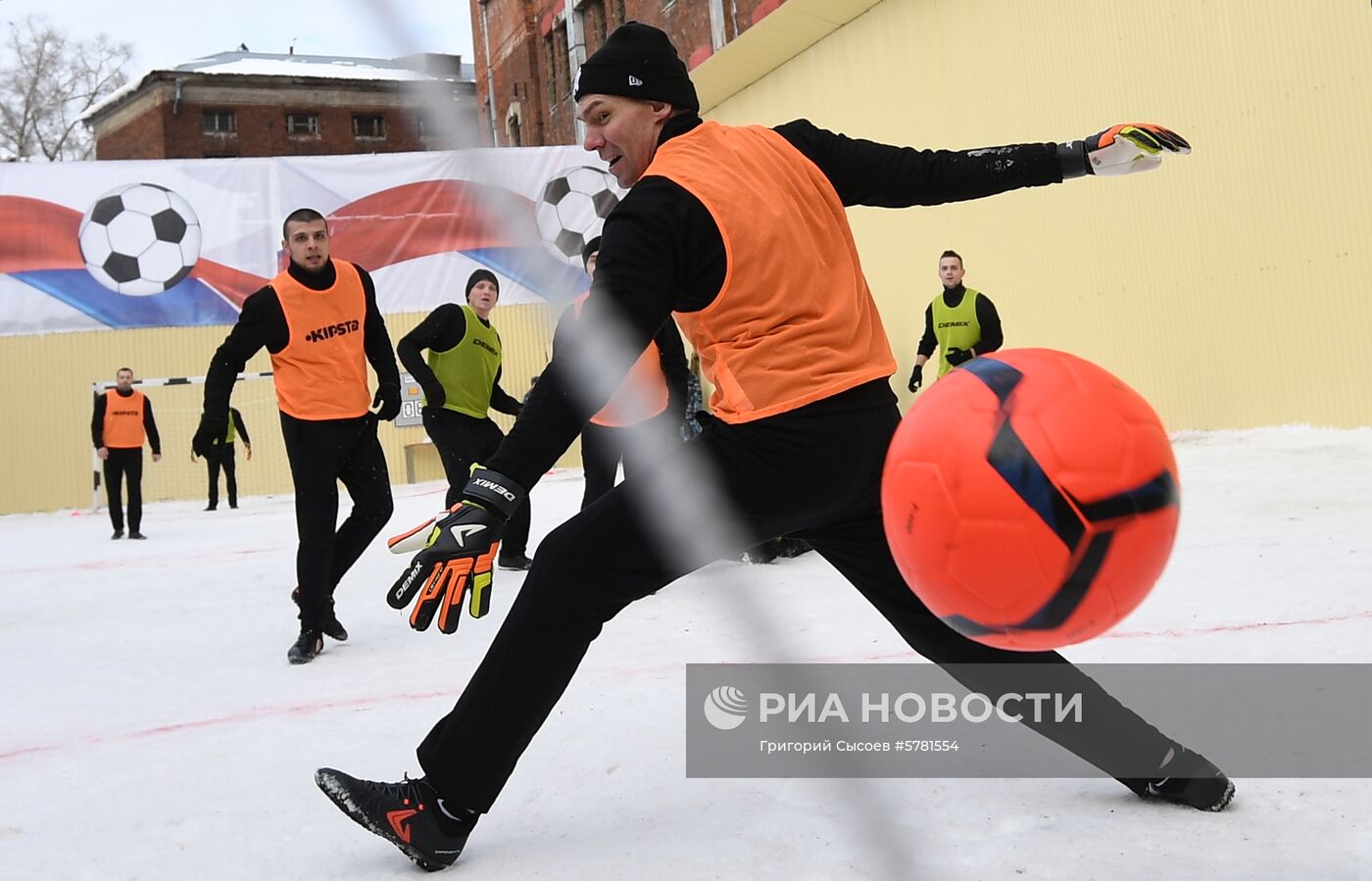 Футбольный матч с участием П. Мамаева в СИЗО