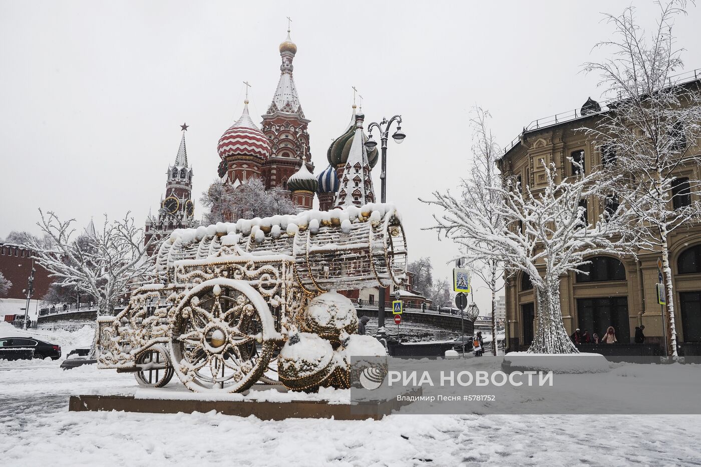 Снегопад в Москве