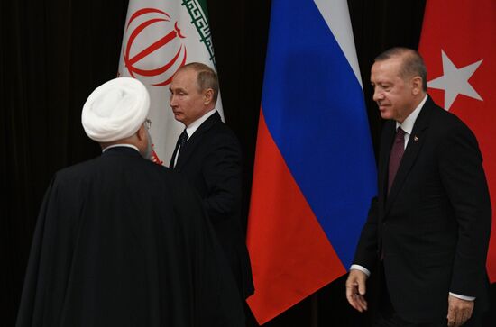 Рабочая поездка президента РФ В. Путина в Сочи