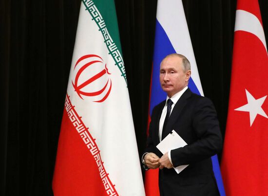 Рабочая поездка президента РФ В. Путина  в Сочи