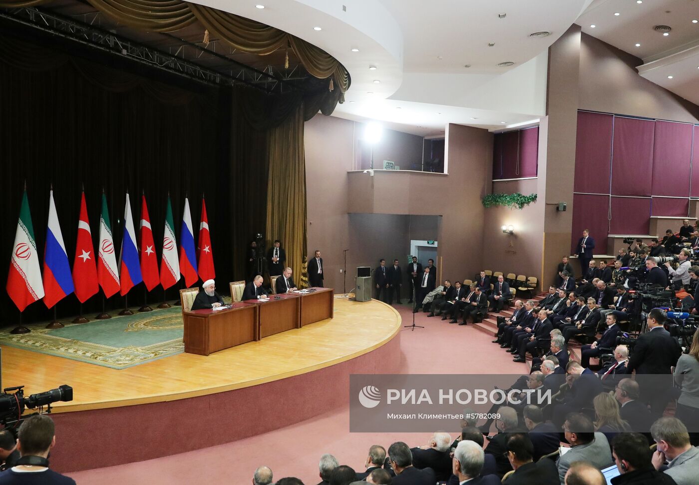 Рабочая поездка президента РФ В. Путина в Сочи